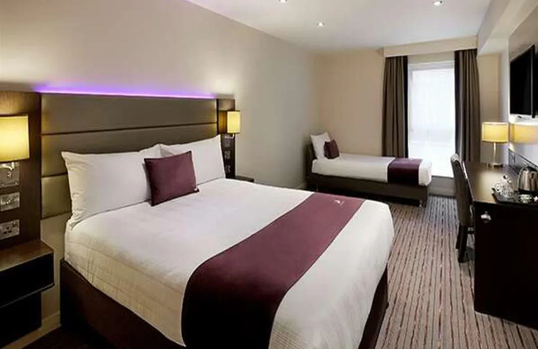Premier Inn Oxford Kidlington - Airport-1
