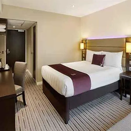 Premier Inn Oxford Kidlington - Airport-2